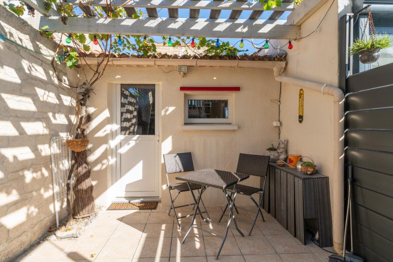 Appart Aux Portes De La Camargue Manduel Extérieur photo